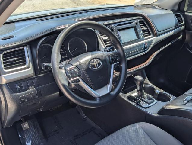 2018 Toyota Highlander LE