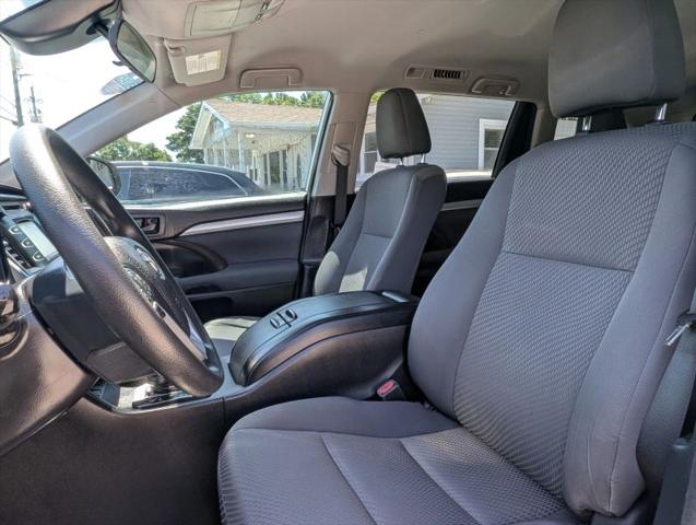 2018 Toyota Highlander LE