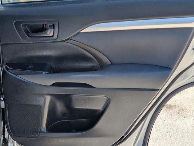 2018 Toyota Highlander LE
