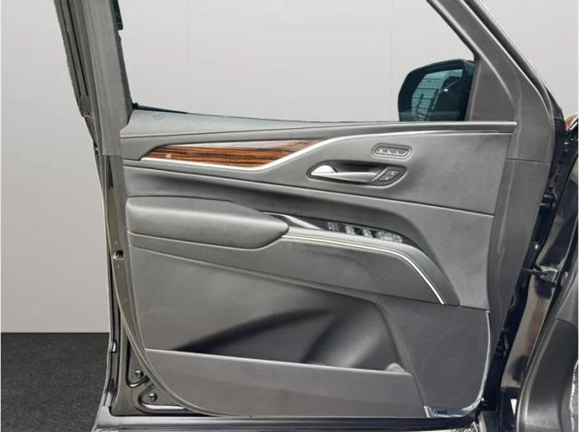 2023 Cadillac Escalade ESV 2WD Premium Luxury