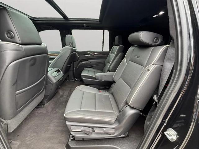 2023 Cadillac Escalade ESV 2WD Premium Luxury