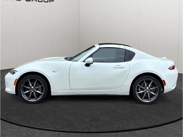 2022 Mazda MX-5 Miata RF Grand Touring