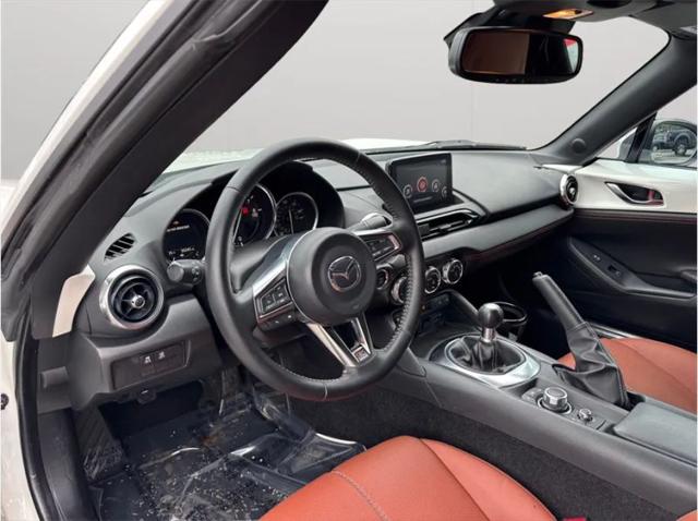 2022 Mazda MX-5 Miata RF Grand Touring