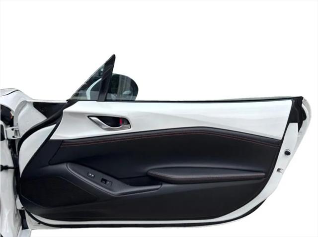 2022 Mazda MX-5 Miata RF Grand Touring