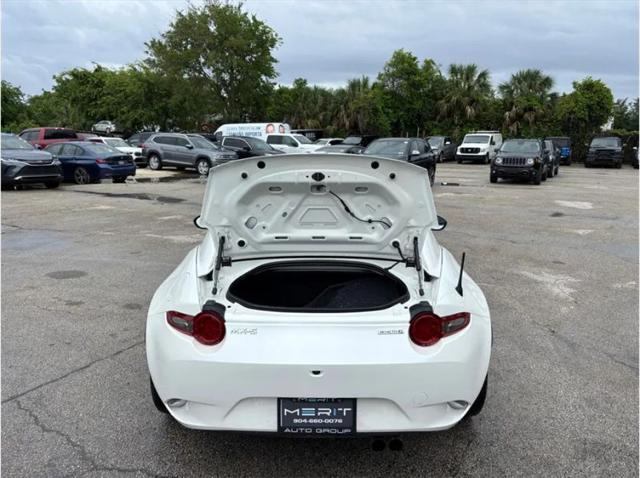 2022 Mazda MX-5 Miata RF Grand Touring