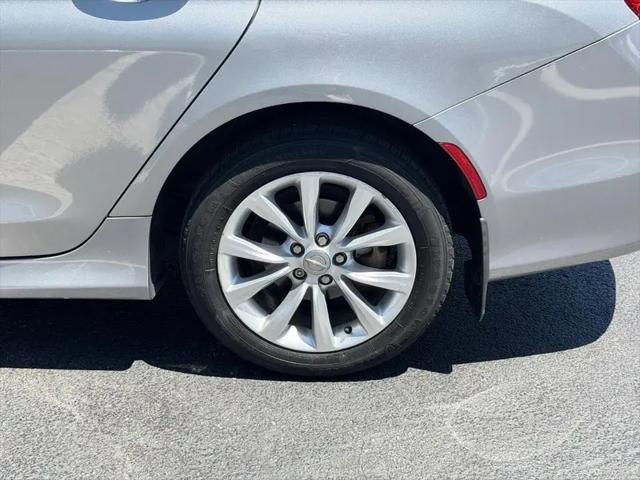 2015 Chrysler 200 C
