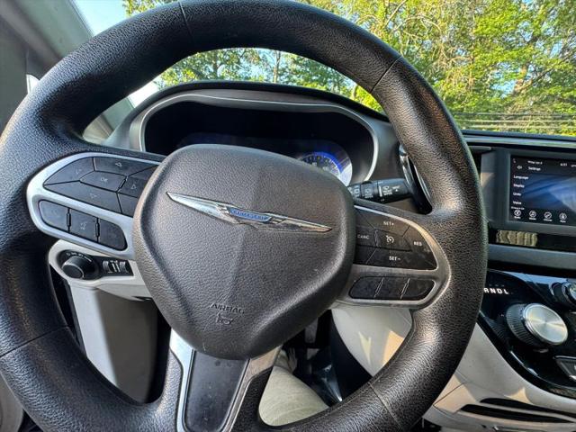 2020 Chrysler Voyager LXI