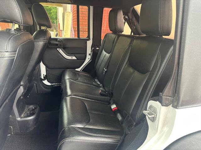 2016 Jeep Wrangler Unlimited Sahara