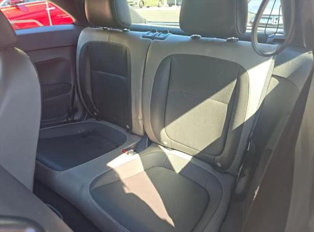 2015 Volkswagen Beetle 1.8T Fleet Edition