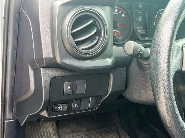 2022 Toyota Tacoma SR V6