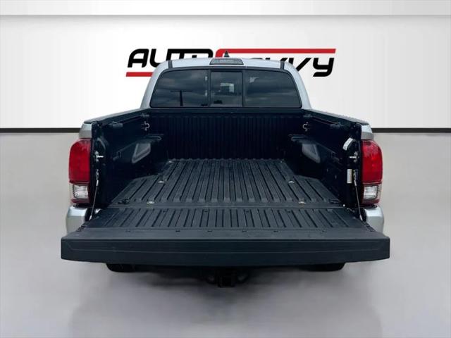 2022 Toyota Tacoma SR V6