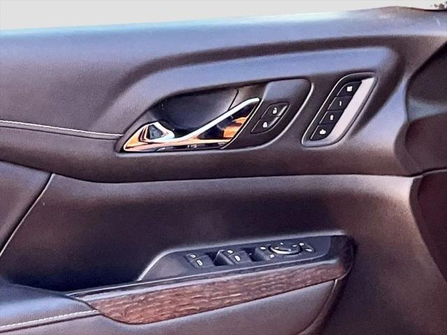 2022 GMC Acadia AWD Denali