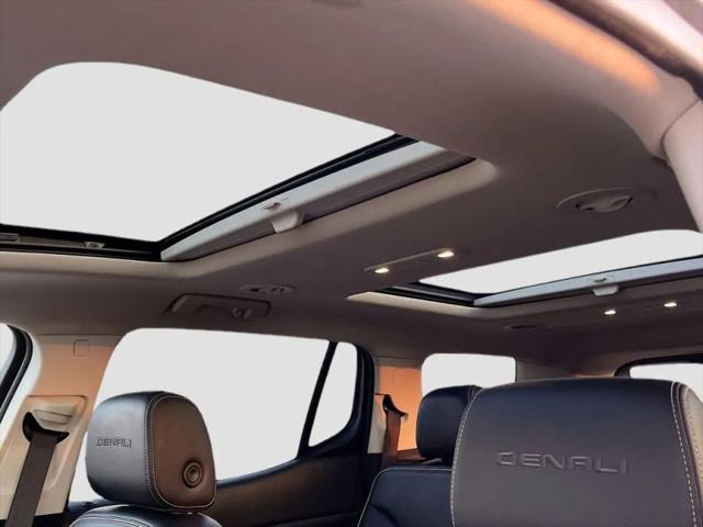 2022 GMC Acadia AWD Denali