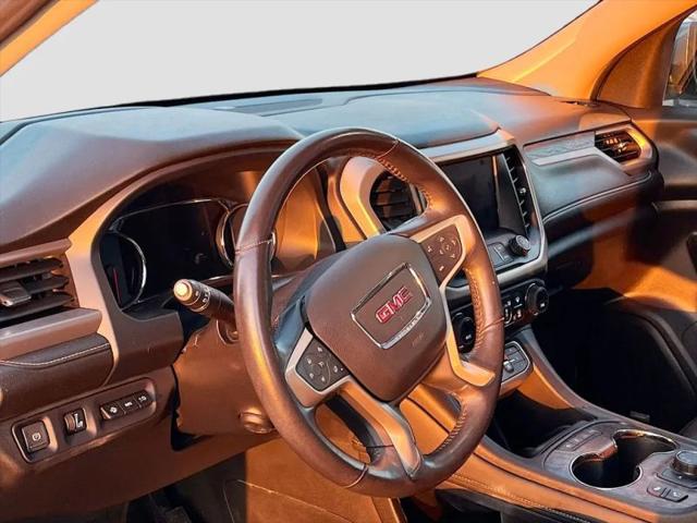 2022 GMC Acadia AWD Denali