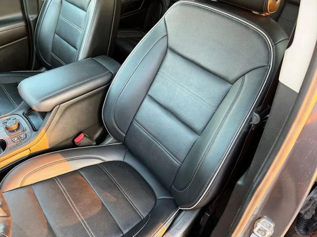 2022 GMC Acadia AWD Denali