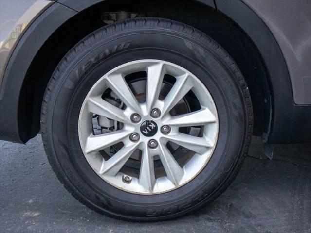 2019 Kia Sorento 3.3L LX