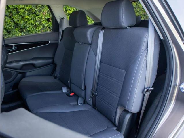 2019 Kia Sorento 3.3L LX