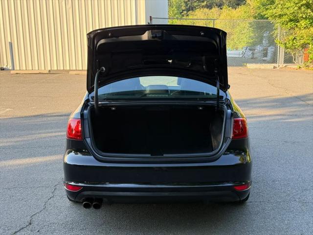 2012 Volkswagen Jetta GLI Autobahn