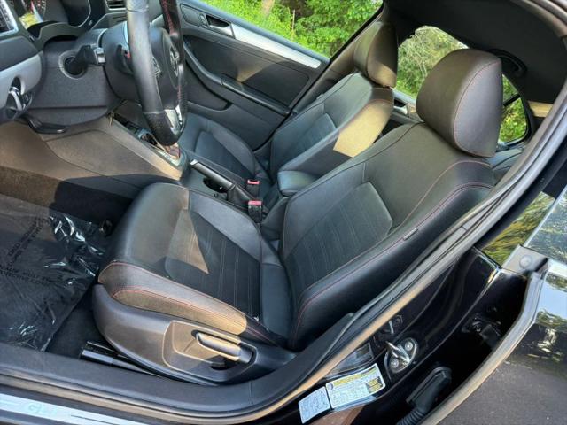 2012 Volkswagen Jetta GLI Autobahn
