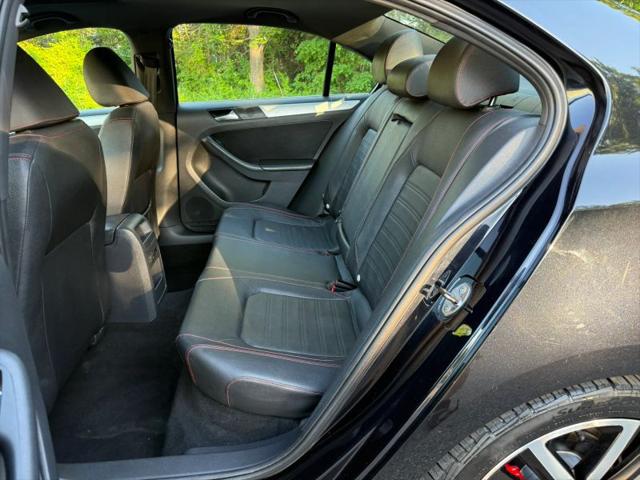 2012 Volkswagen Jetta GLI Autobahn