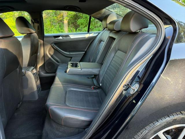 2012 Volkswagen Jetta GLI Autobahn