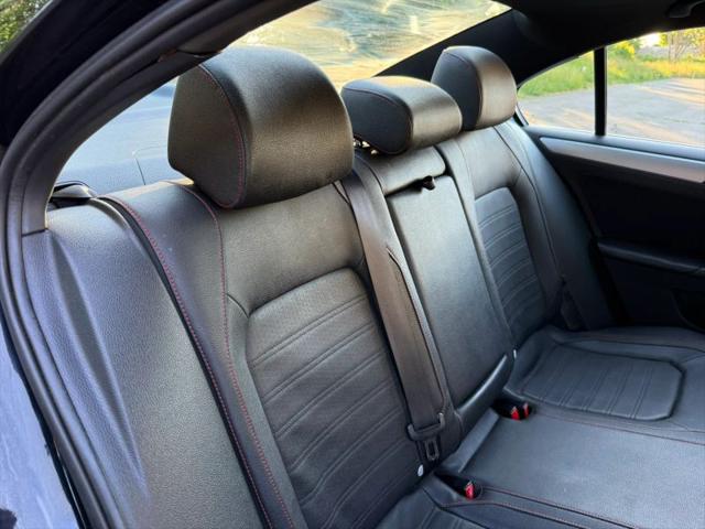 2012 Volkswagen Jetta GLI Autobahn