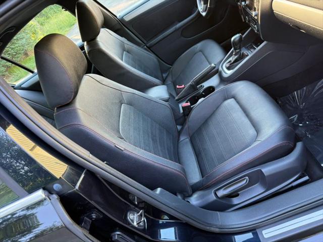2012 Volkswagen Jetta GLI Autobahn