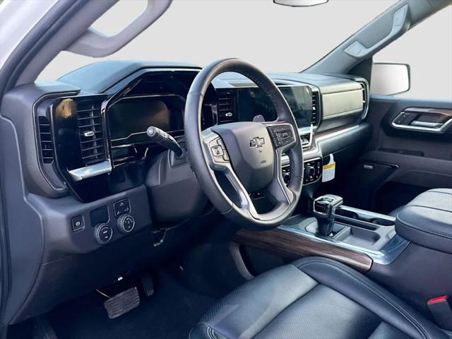 2025 Chevrolet Silverado 1500 2WD Crew Cab Short Bed RST