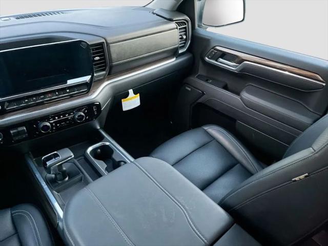 2025 Chevrolet Silverado 1500 2WD Crew Cab Short Bed RST