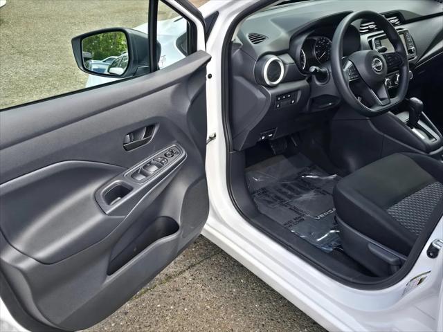 2024 Nissan Versa 1.6 S