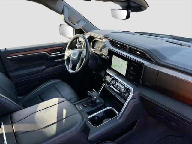 2023 GMC Sierra 1500 4WD Crew Cab Standard Box Denali