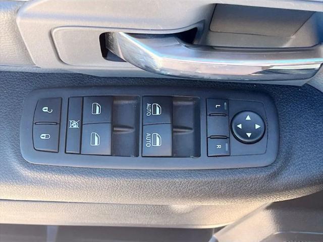 2024 Ram 1500 Classic SLT Quad Cab 4x4 64 Box