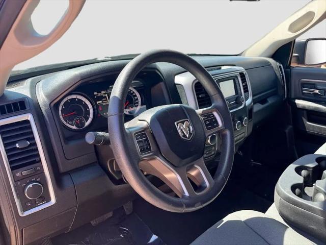 2024 Ram 1500 Classic SLT Quad Cab 4x4 64 Box