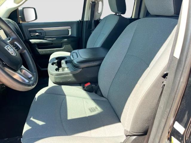 2024 Ram 1500 Classic SLT Quad Cab 4x4 64 Box
