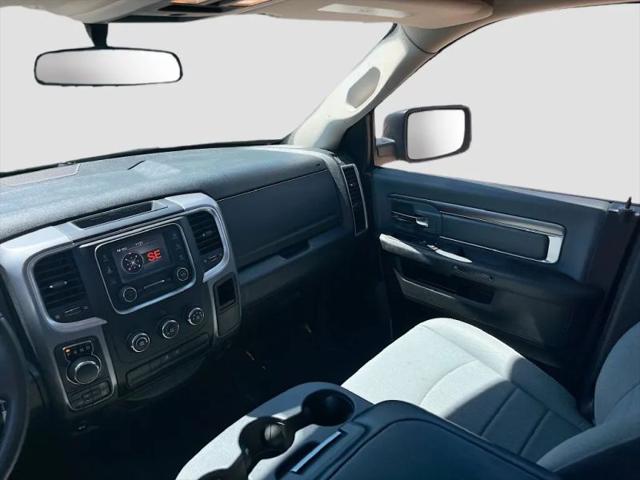 2024 Ram 1500 Classic SLT Quad Cab 4x4 64 Box