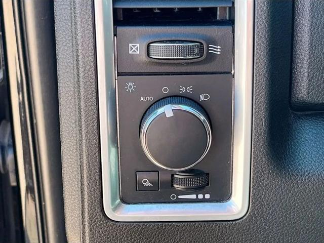 2024 Ram 1500 Classic SLT Quad Cab 4x4 64 Box