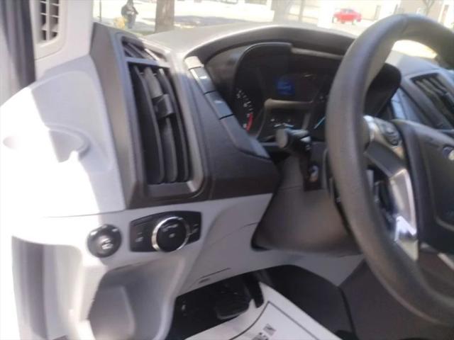 2017 Ford Transit w/Sliding Side Door w/RWB