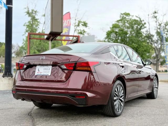 2025 Nissan Altima SV FWD