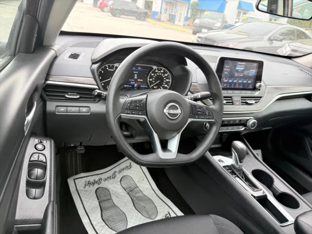 2025 Nissan Altima SV FWD