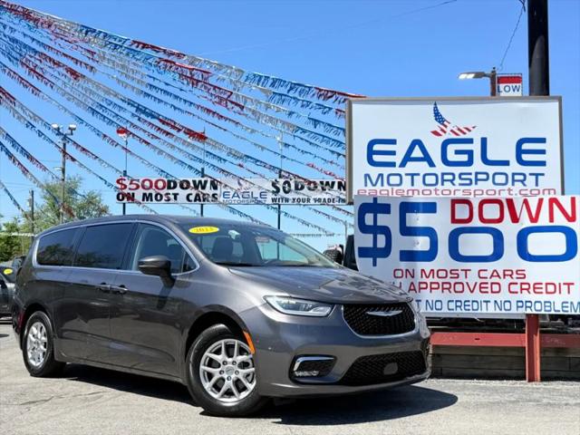 2023 Chrysler Pacifica Touring L for sale in Hobart, IN