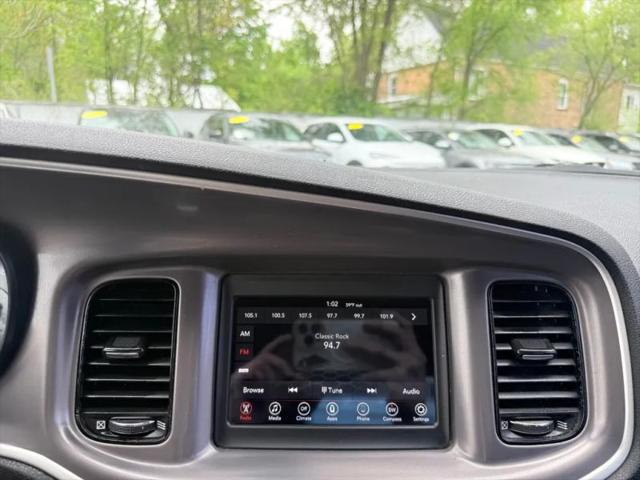 2022 Dodge Charger SXT RWD