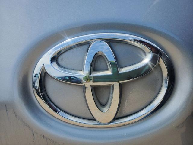 2017 Toyota Sienna XLE 8 Passenger