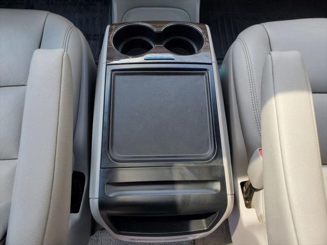 2017 Toyota Sienna XLE 8 Passenger