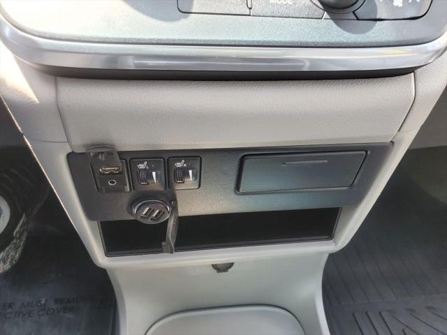 2017 Toyota Sienna XLE 8 Passenger