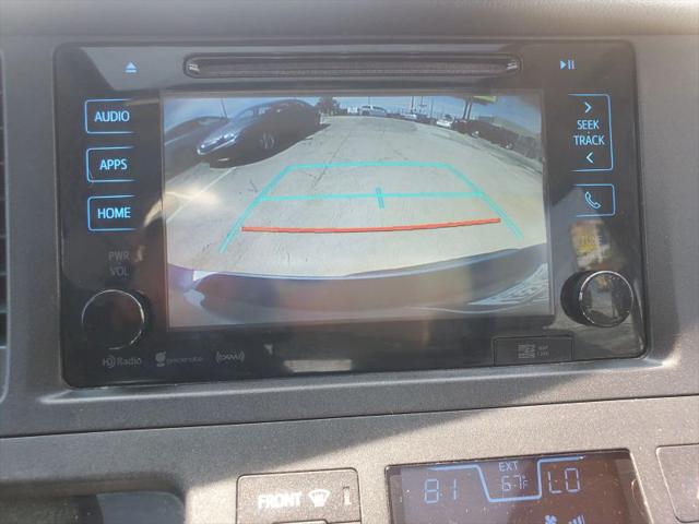 2017 Toyota Sienna XLE 8 Passenger