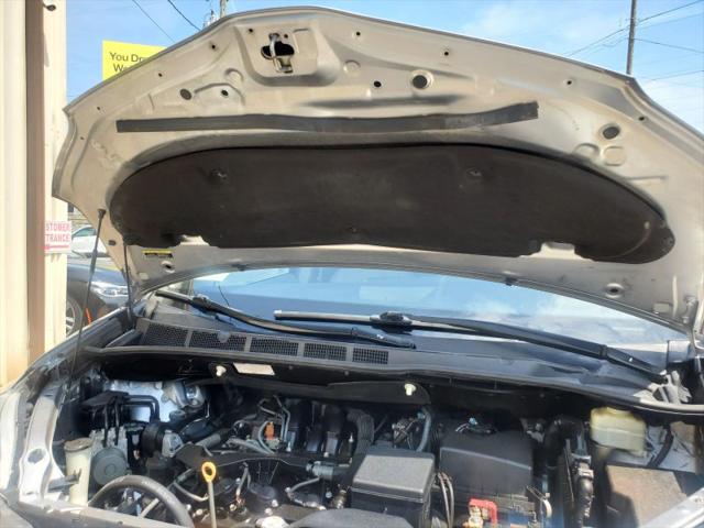 2017 Toyota Sienna XLE 8 Passenger