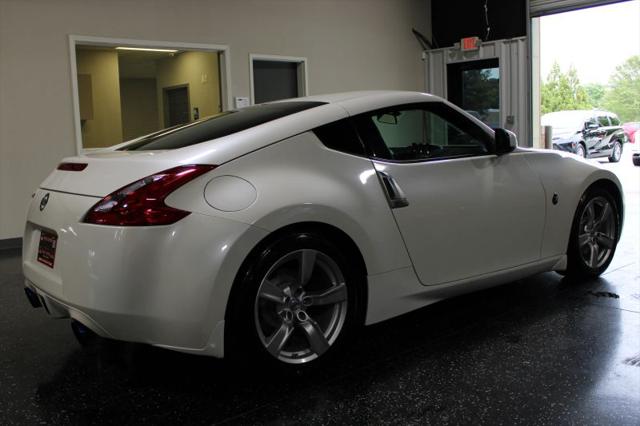2011 Nissan 370Z Base