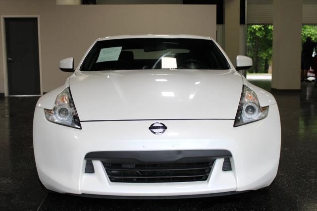 2011 Nissan 370Z Base