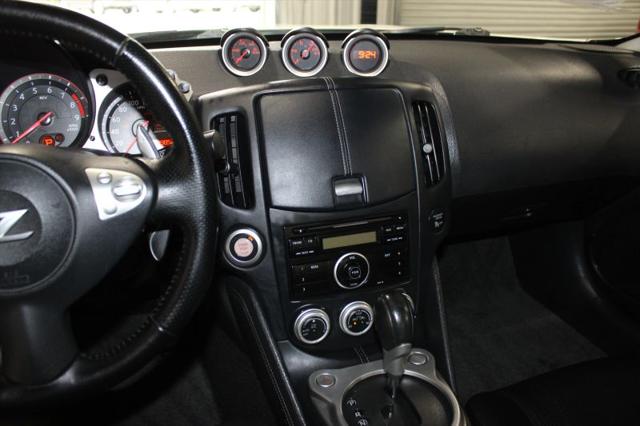 2011 Nissan 370Z Base