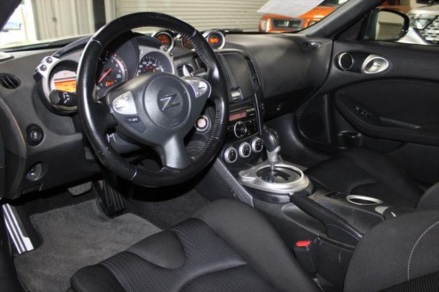 2011 Nissan 370Z Base